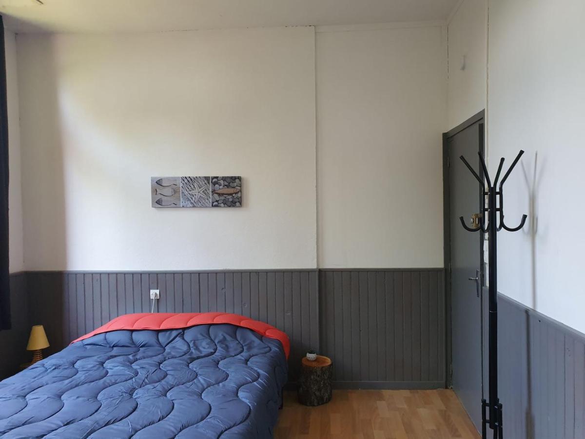 Camping Des 2 Rives- Chambres Etang-sur-Arroux Exteriér fotografie